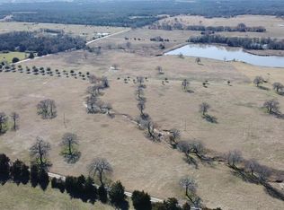 551 Survey Rd, Whitesboro, TX 76273