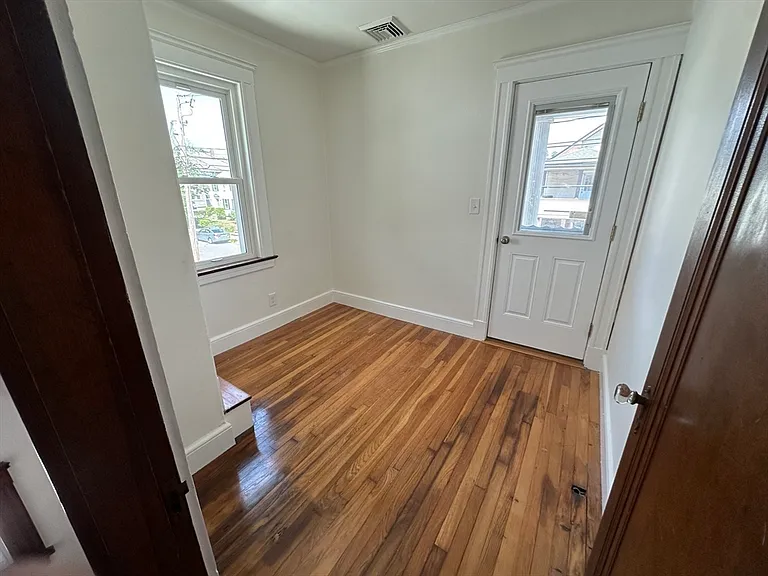 63-65 Evans St #63 — Photo 14