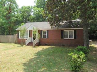 1316 Parkway Dr, Perry, GA 31069