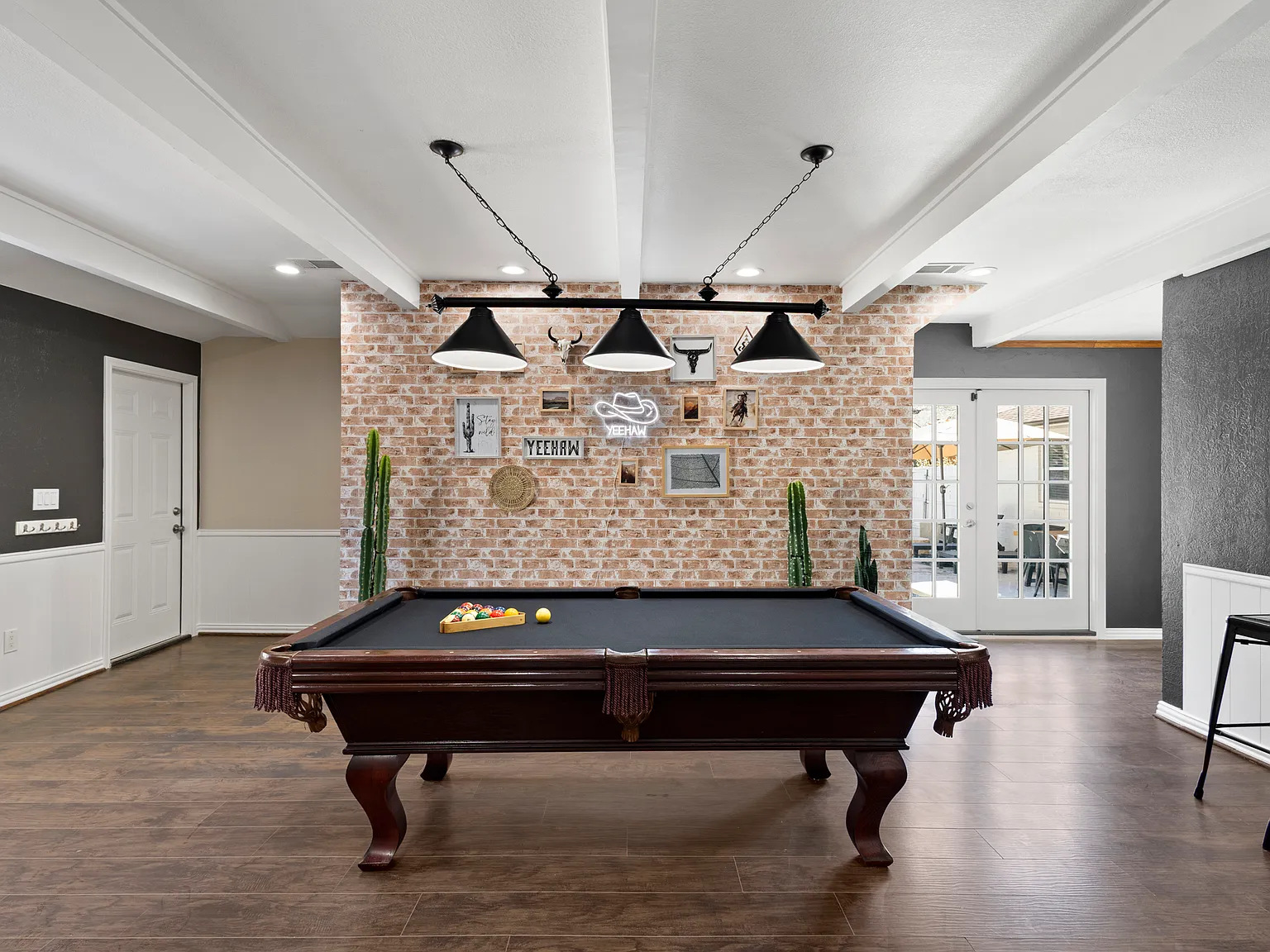 6 bed, 3.5 bath, 3100 sqft, $9,750 — Photo 4