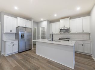 13425 Territorial Rd N, Maple Grove, MN 55369