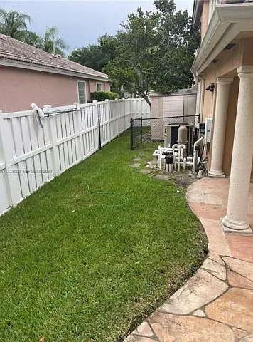 1552 NW 135th Ave — Photo 9