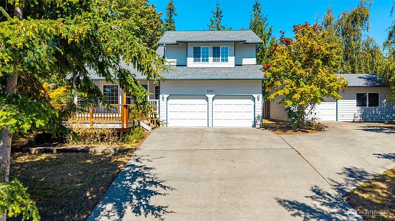 2nd image of 2090 SW Putnam Drive