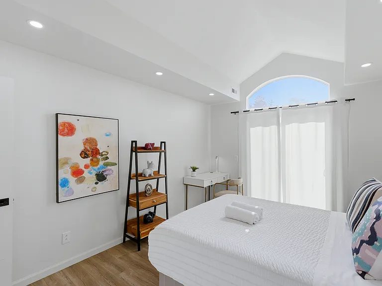 437 Norfolk Dr — Photo 58