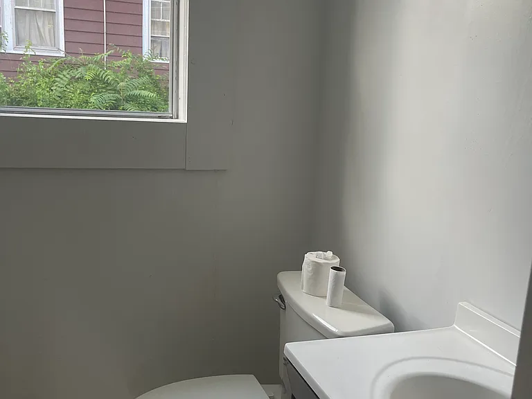 315 N 22nd St — Photo 5