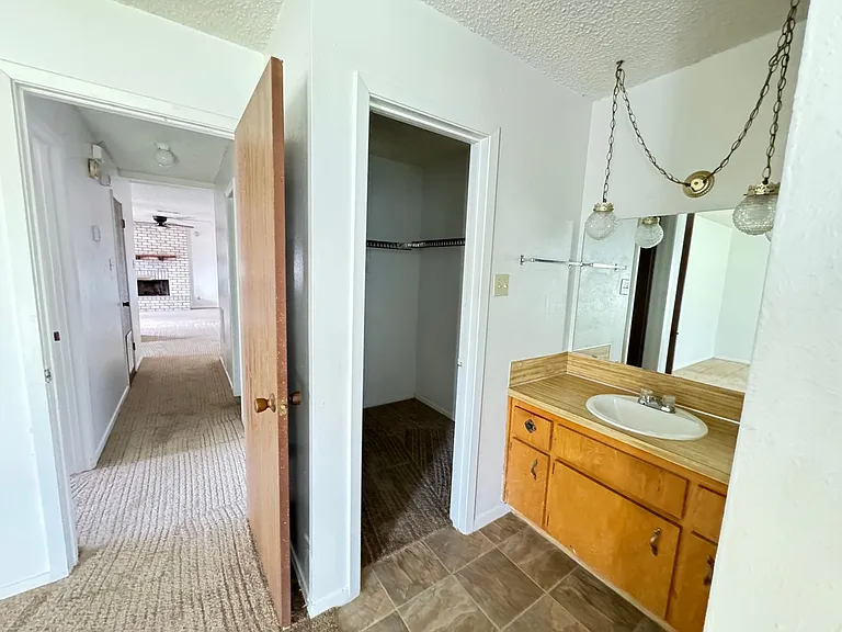 2112 Hinkle Ave — Photo 22