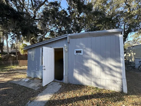 622 N Beach St #180B, Daytona Beach, FL 32114