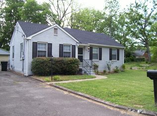 1303 Allen Ave, Murfreesboro, TN 37129