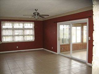 5th image of 500 N Meadow Ln