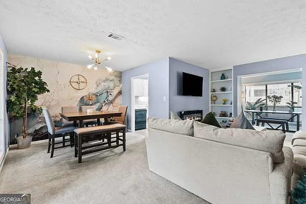 8740 Roswell Rd Unit 10B photo 1