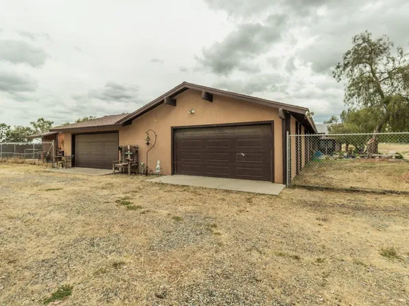 16448 Monreal Rd, Madera, CA 93636