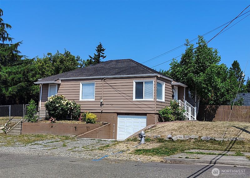 2nd image of 5324 McKinley Avenue