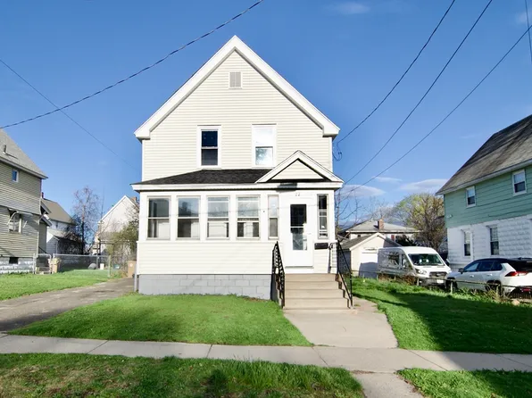 22 Essex St, Ludlow, MA 01056