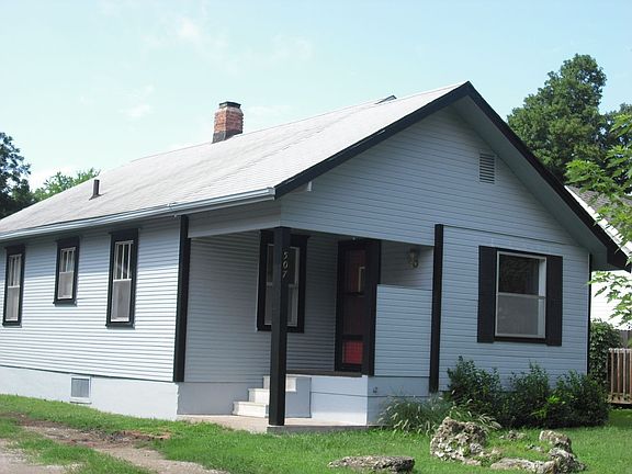 2nd image of 507 E 16th Ave