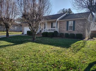 301 Red Bud Ct, Springfield, TN 37172