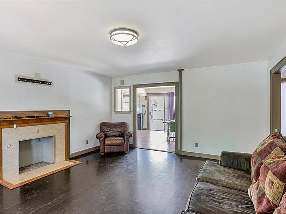 5th image of 22462 Hesperian Boulevard