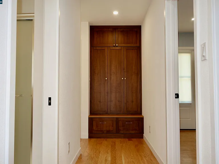 2591 Walnut Blvd #ADU — Photo 3