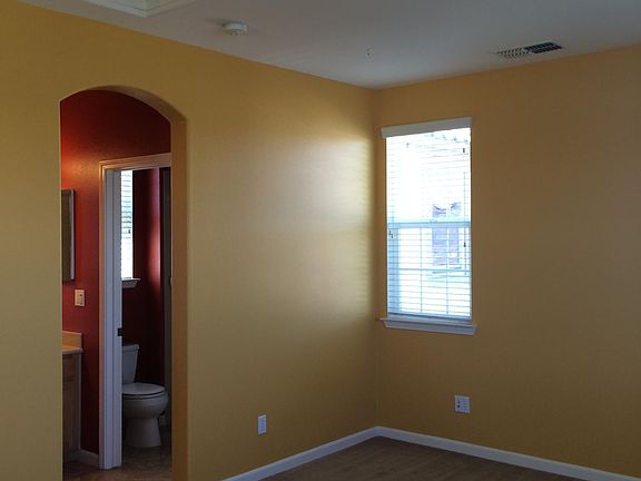 4th image of 460 W Francis Ave #461