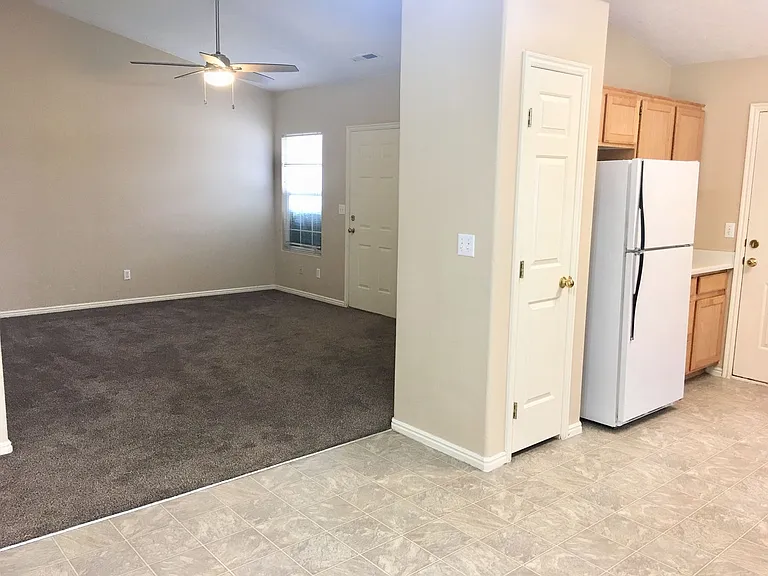 1308 Millcreek Duplex — Photo 4