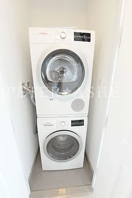 Rented by Peter Ashe | media 38