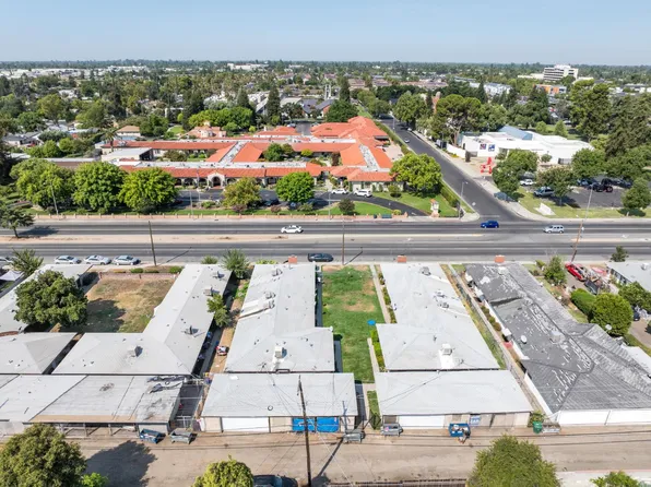 2126 N 1st St, Fresno, CA 93703