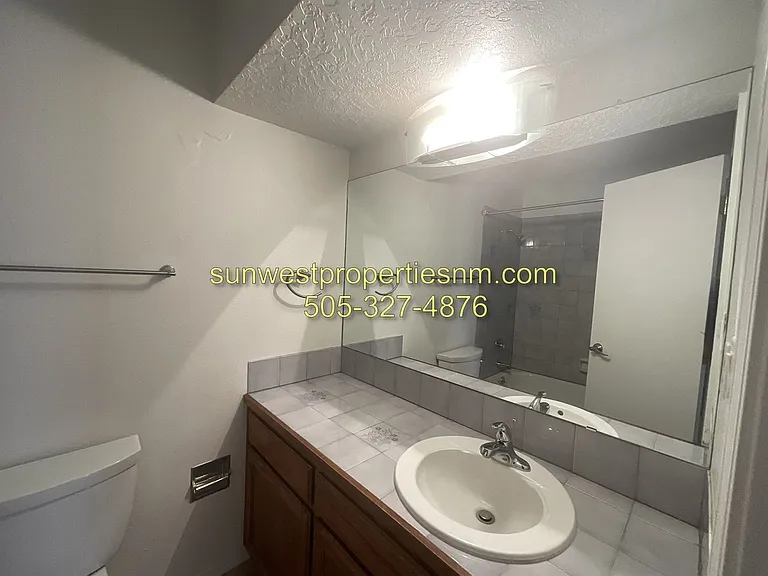 3852 N Butler Ave — Photo 18