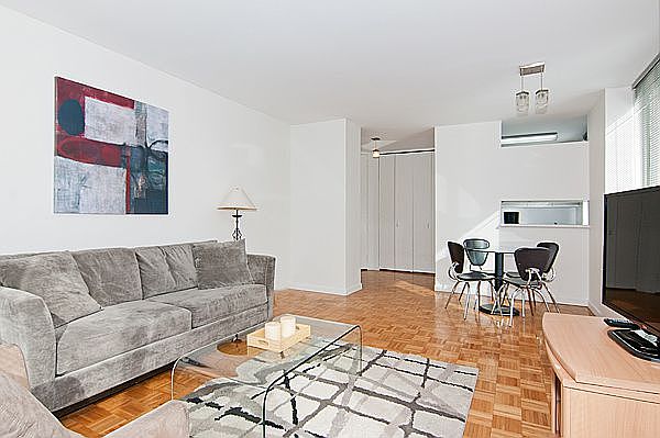 1st image of 145 E 48th St APT 14F