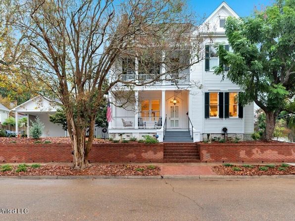 313 S Pearl St, Natchez, MS 39120