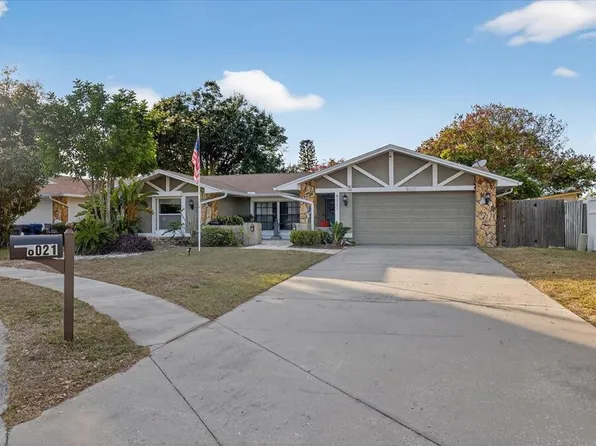 8021 Cedar Run Dr, Port Richey, FL 34668