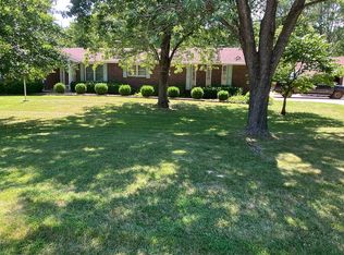 5 Crestview Est, Festus, MO 63028