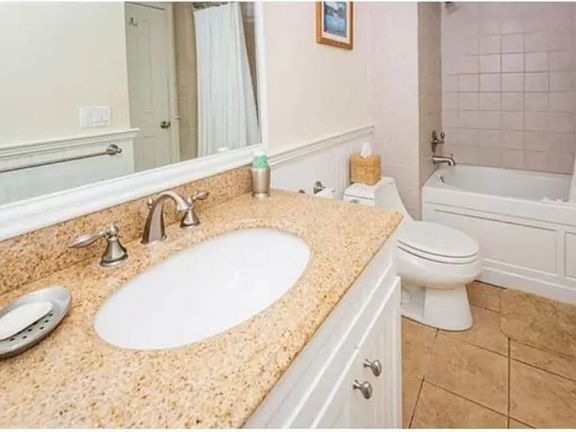 5th image of 19 Hidden Hills Dr