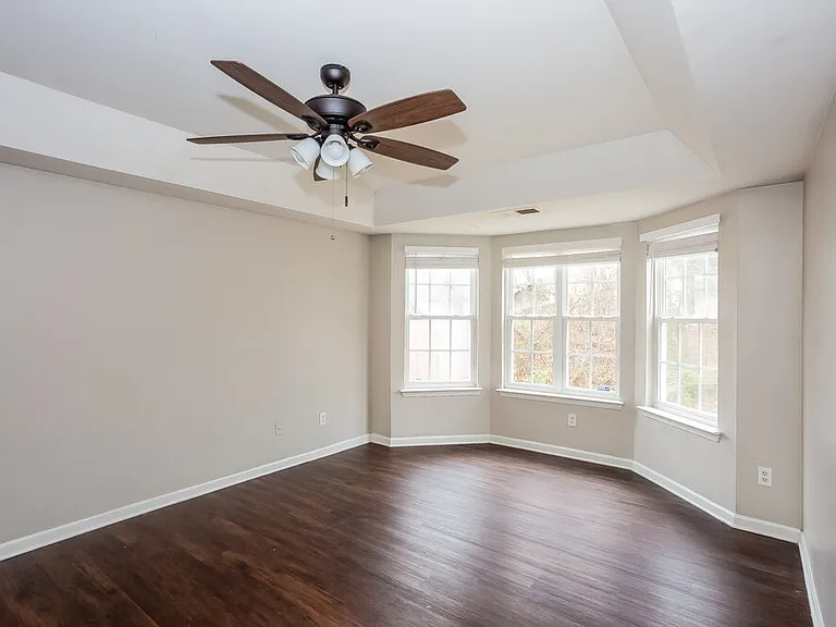 7103 Fox Point Dr — Photo 10