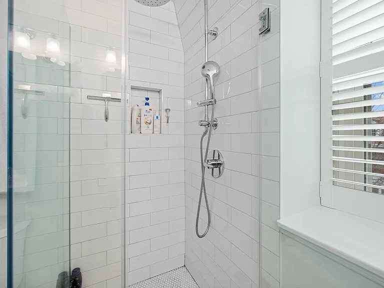 3203 S Stafford St — Photo 32
