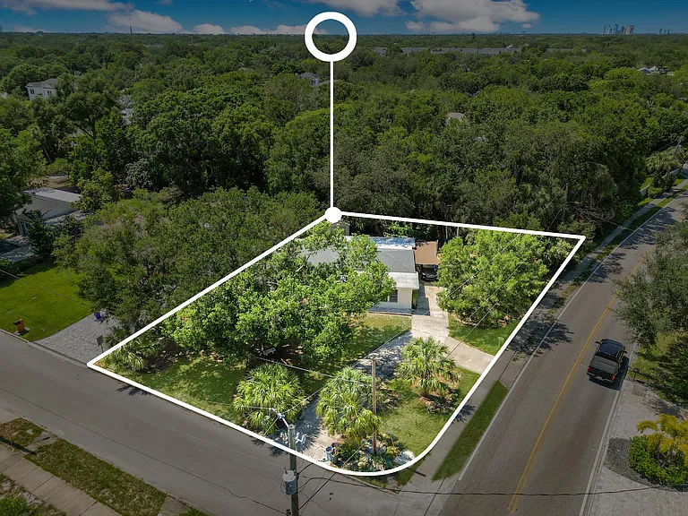 6507 S Bayshore Blvd — Photo 16