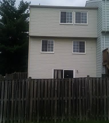 2nd image of 4311 Thistlewood Ter