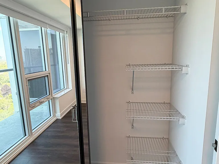609 Sherbourne St #2208 — Photo 11