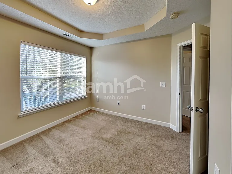 5935 Eastridge Ct — Photo 18