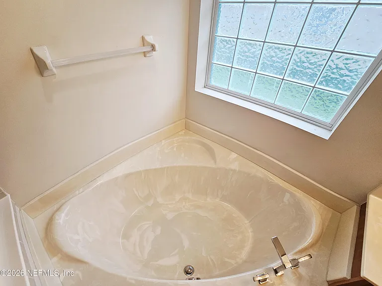5891 Green Pond Dr — Photo 22