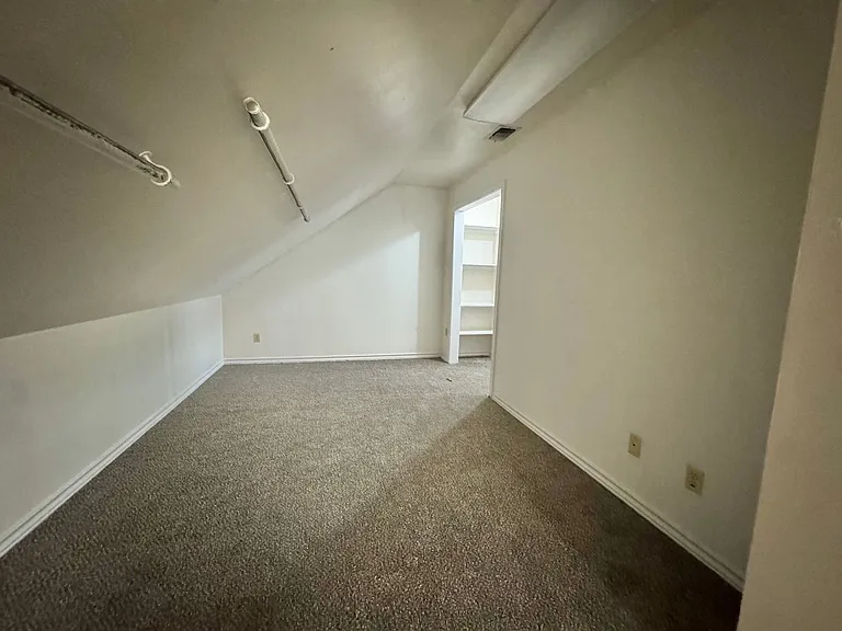 3509 Skyline Blvd — Photo 21