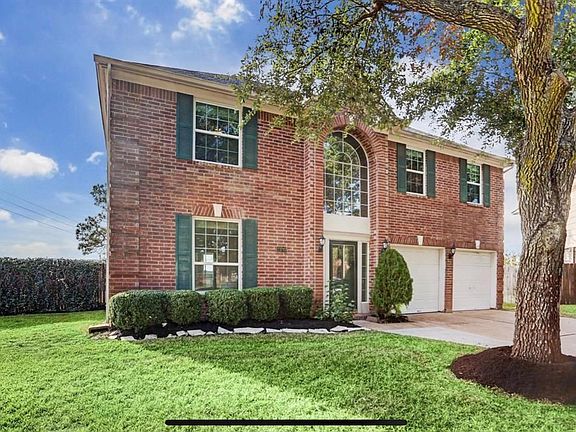 3rd image of 23247 Diamond Knoll Ct