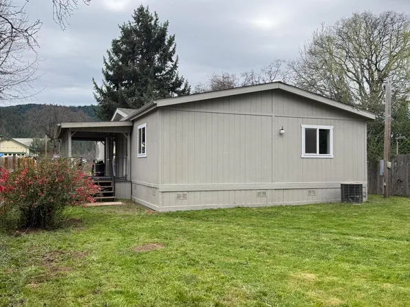 339 South St, Butte Falls, OR 97522