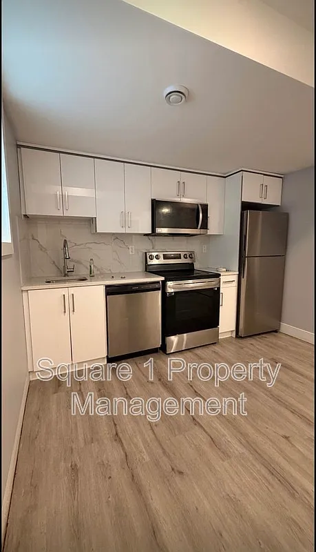 1 bed, 1.0 bath, $1,350 — Photo 1