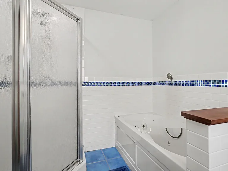 52 Stanley Rd — Photo 25