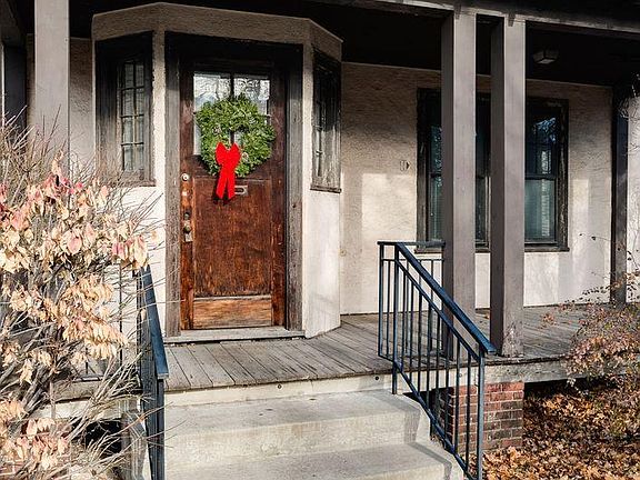 2nd image of 781 Laurel Ave