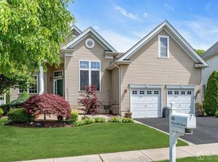 66 Kings Mill Rd, Monroe Township, NJ 08831