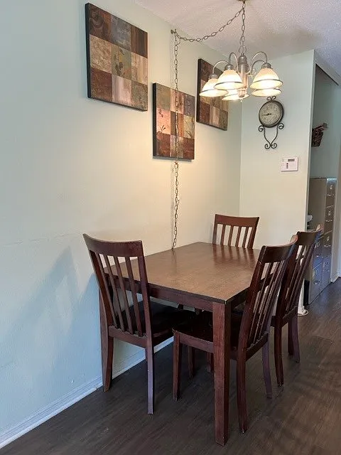 Cabana West Apartments — Photo 4