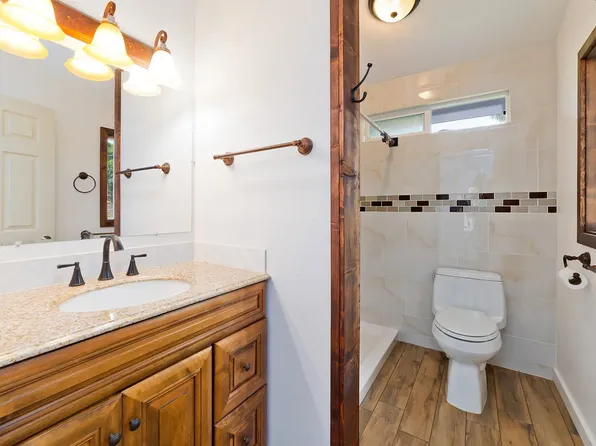 79-7403 Hawaii Belt Rd #2, Kealakekua, HI 96750