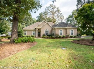 118 Richfield Cir, Kathleen, GA 31047