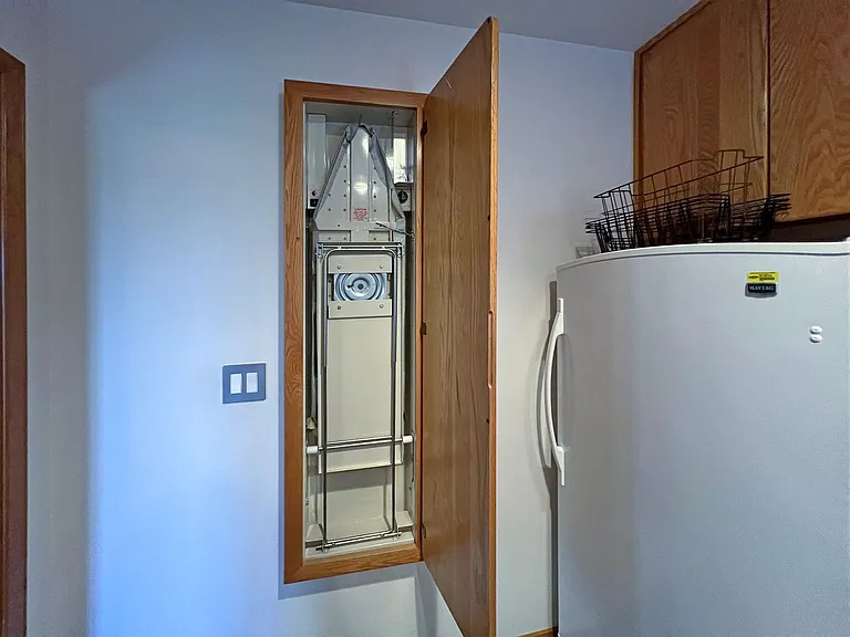 7512 Leif Ericson Dr — Photo 33