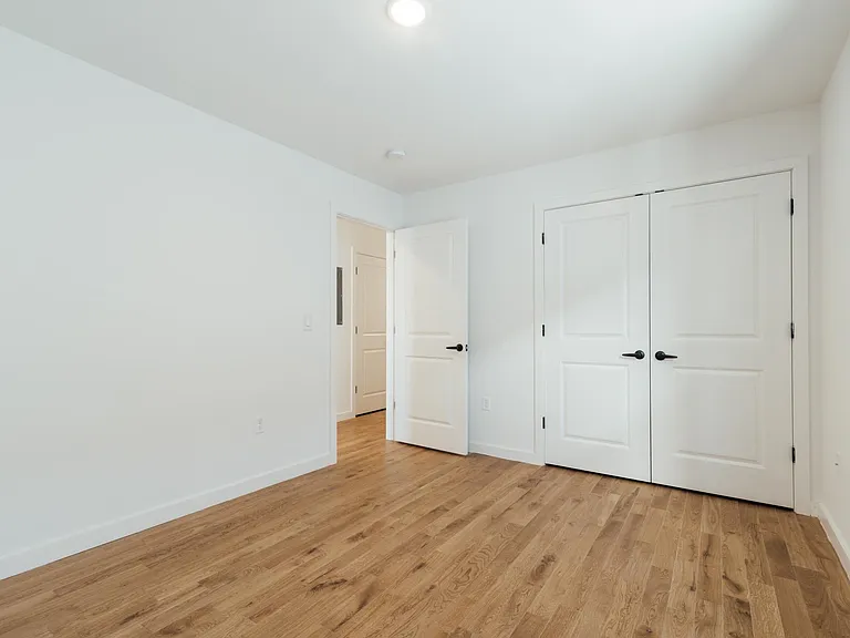 746 Seaport Dr #2 — Photo 25
